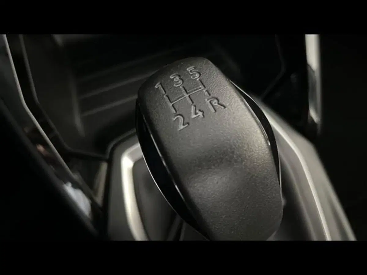 Peugeot 208 usata a Firenze (9)