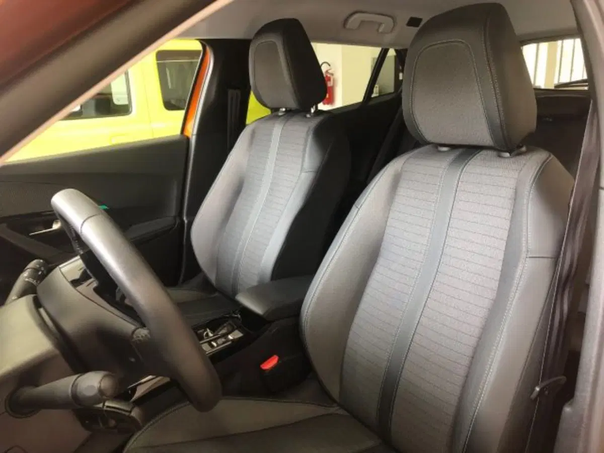 Peugeot 2008 usata a Torino (9)