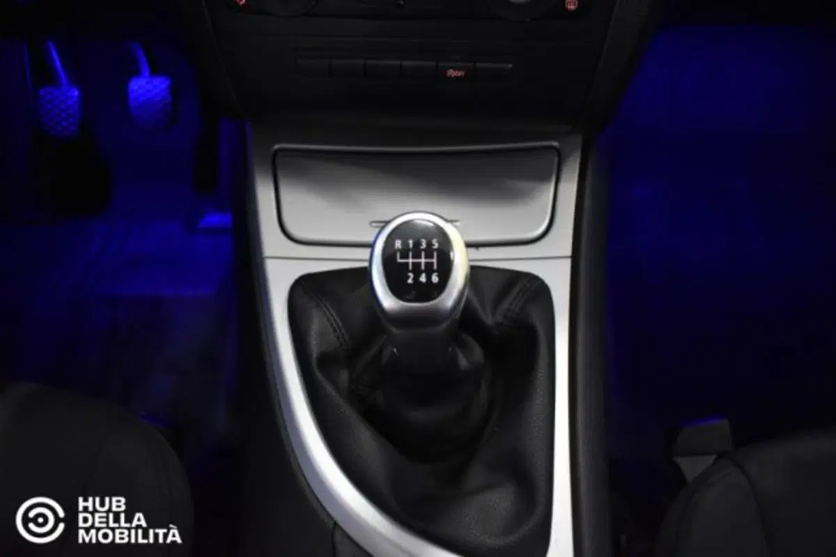 BMW Serie 1 usata a Perugia (12)