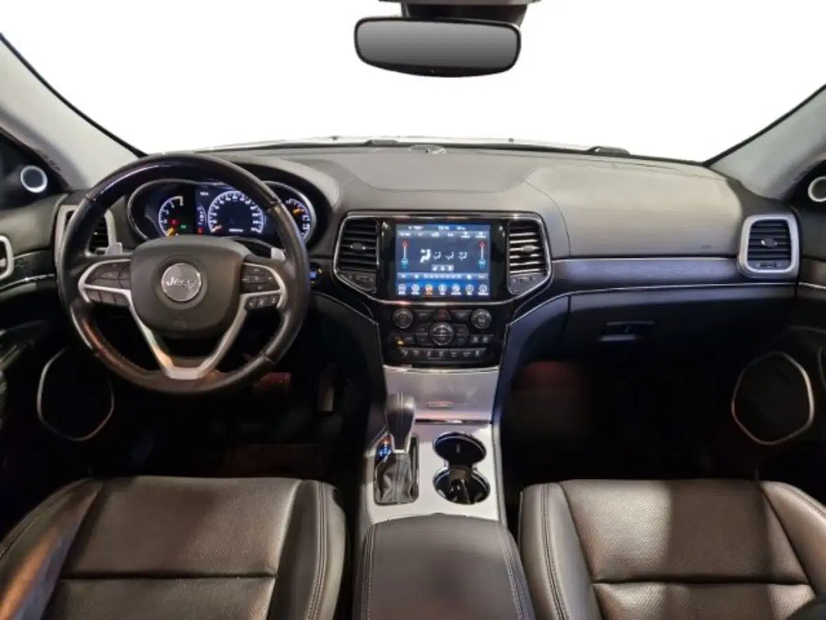 Jeep Grand Cherokee usata a Livorno (10)