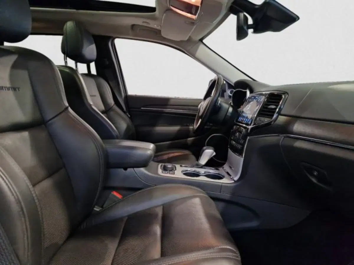 Jeep Grand Cherokee usata a Livorno (11)