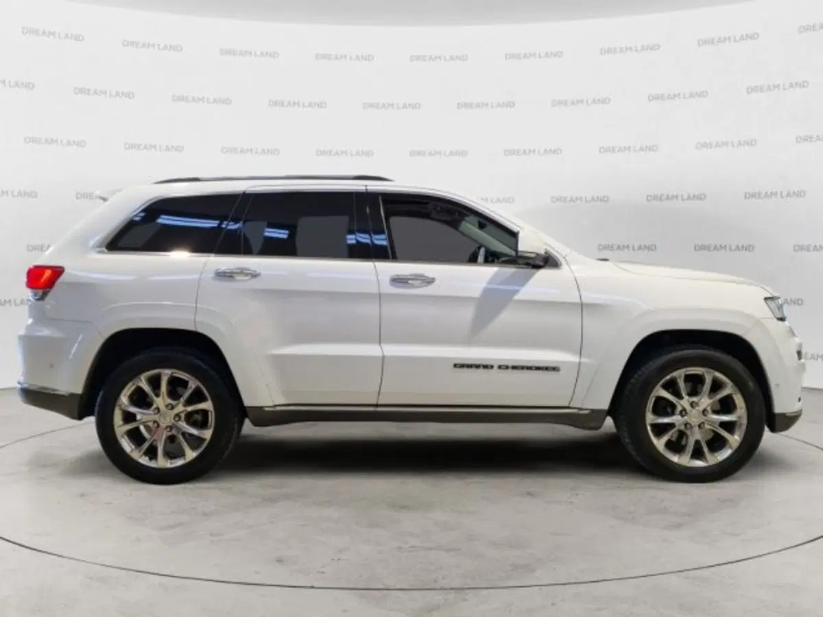Jeep Grand Cherokee usata a Livorno (8)