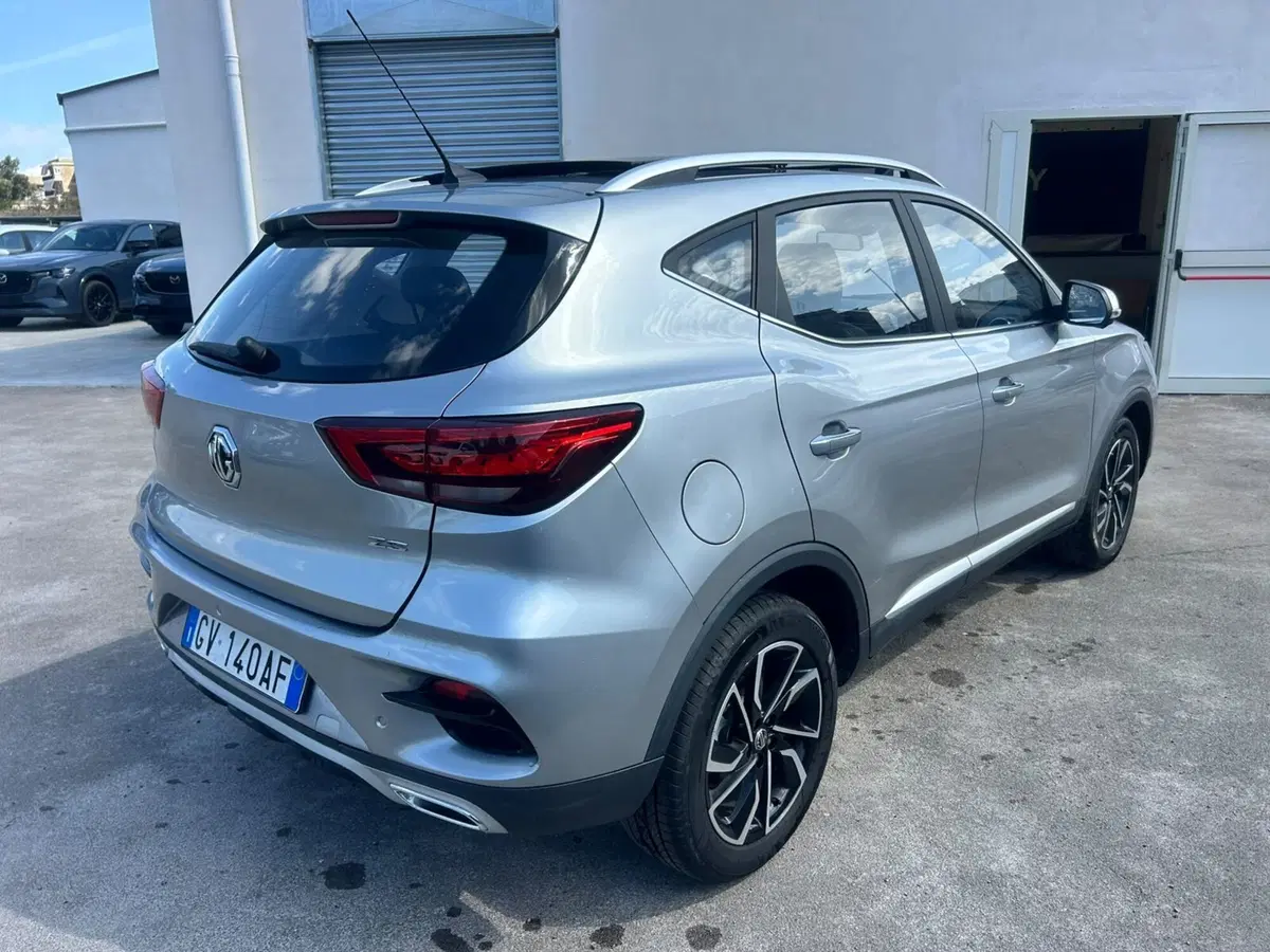 Mg ZS usata a Napoli (2)
