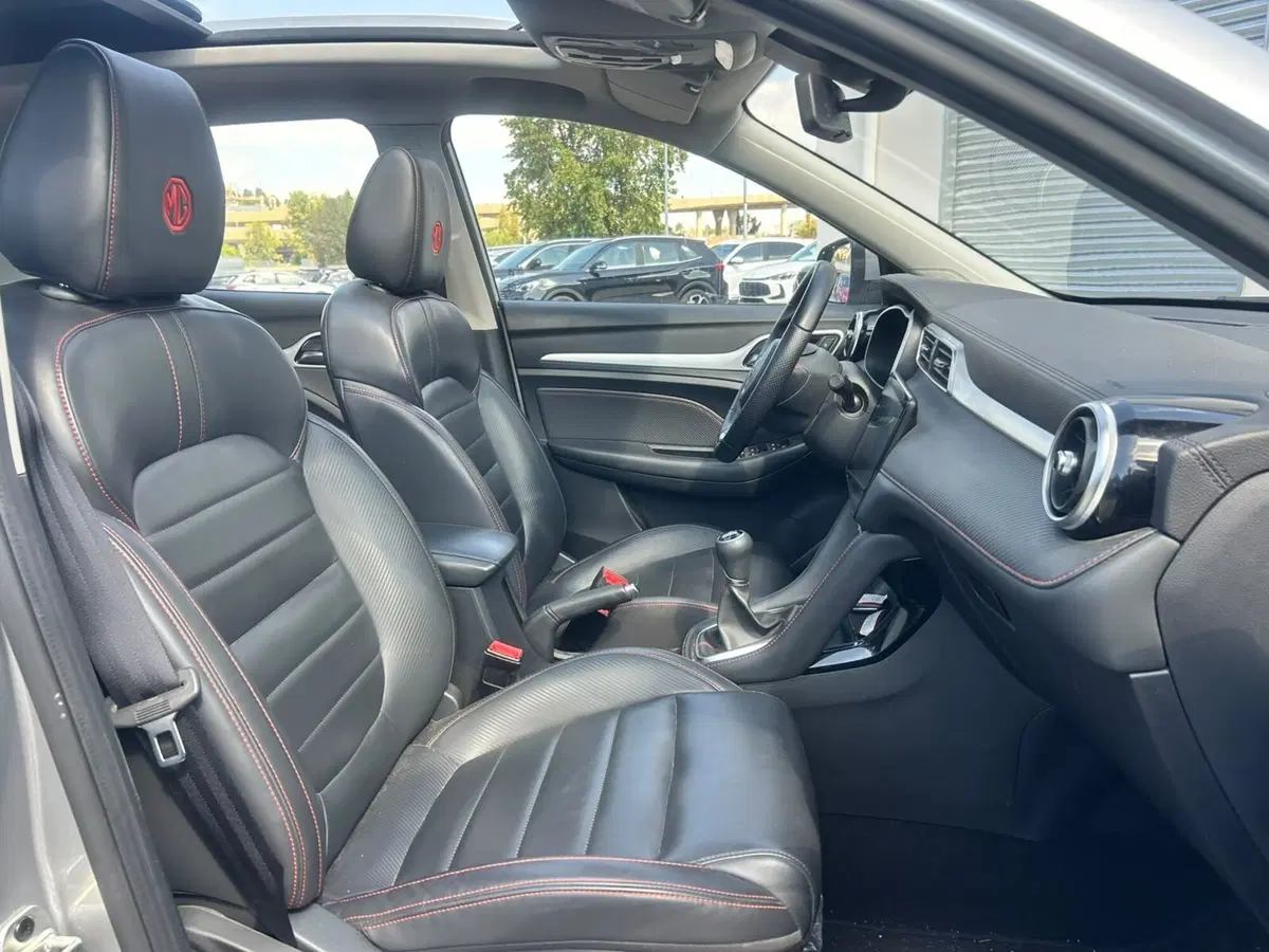 Mg ZS usata a Napoli (4)