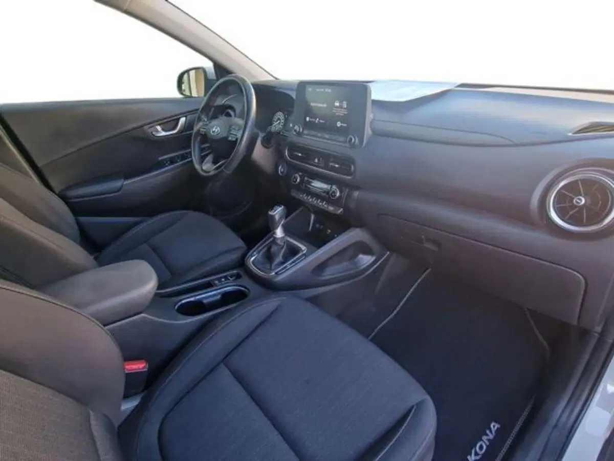 Hyundai Kona usata a Salerno (13)