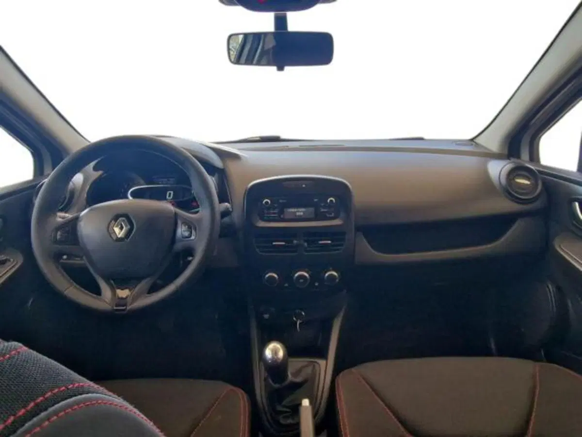 Renault Clio usata a Salerno (12)