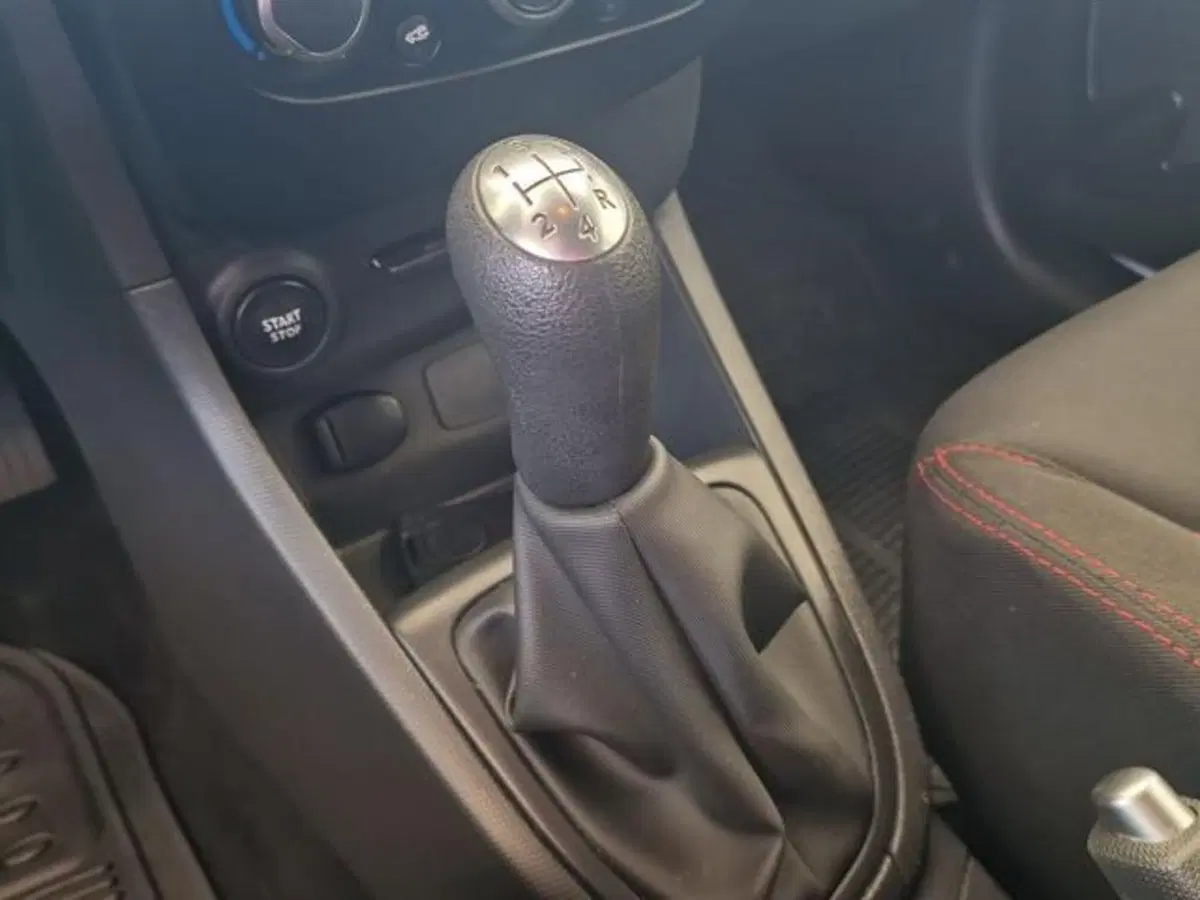 Renault Clio usata a Salerno (17)