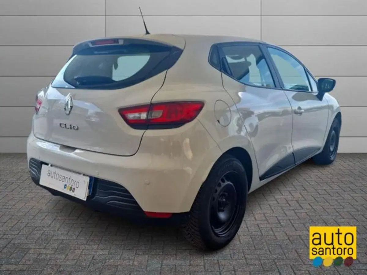 Renault Clio usata a Salerno (3)