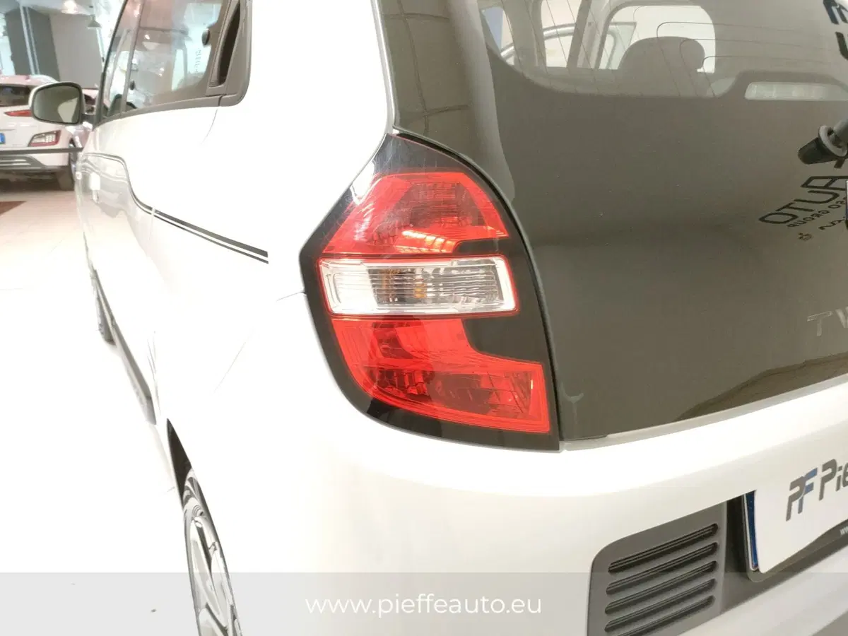 Renault Twingo usata a L'Aquila (9)