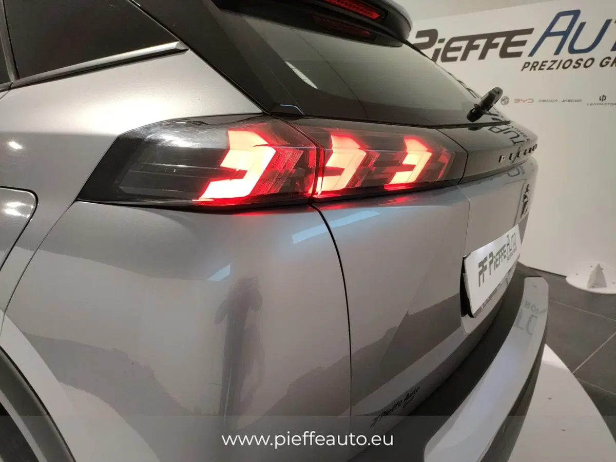 Peugeot 2008 usata a Teramo (8)
