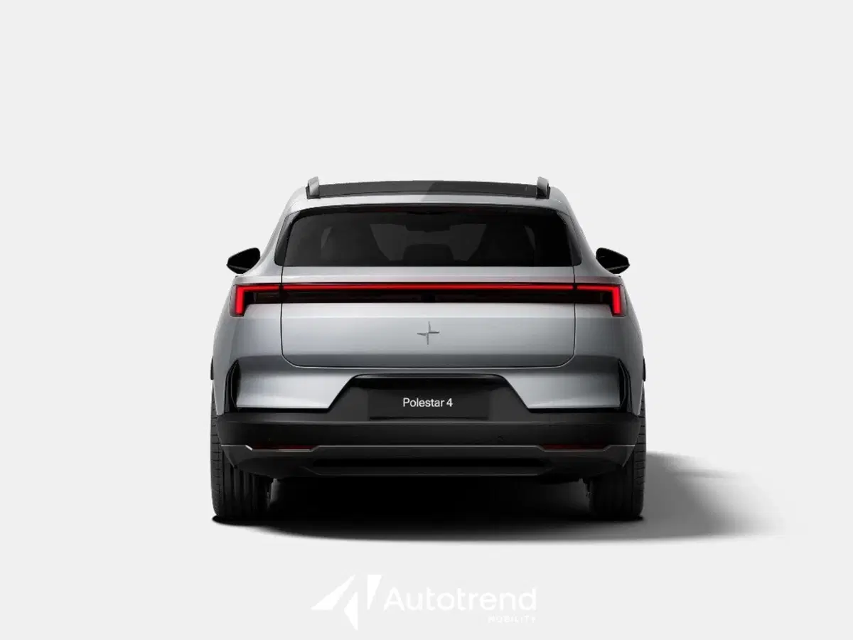 Polestar Polestar 4 SUV nuova a Bari (4)
