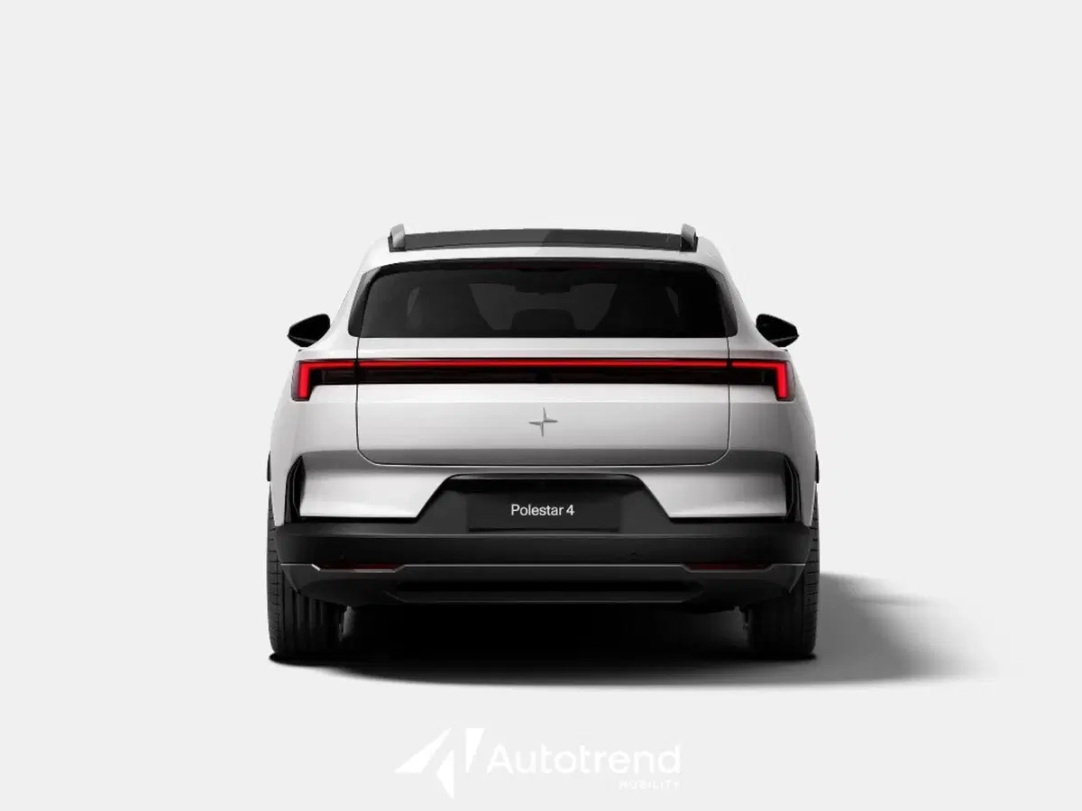 Polestar Polestar 4 SUV nuova a Bari (4)