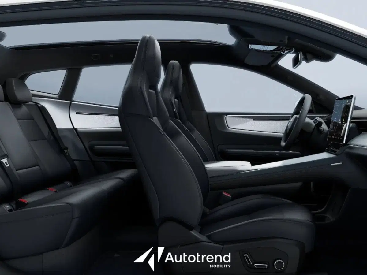 Polestar Polestar 4 SUV nuova a Bari (8)