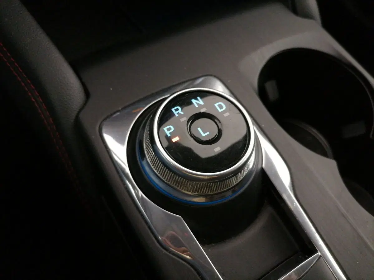 Ford Kuga usata a Roma (14)