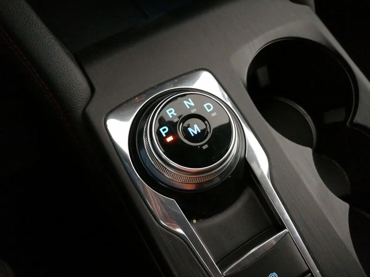 Ford Kuga usata a Roma (13)