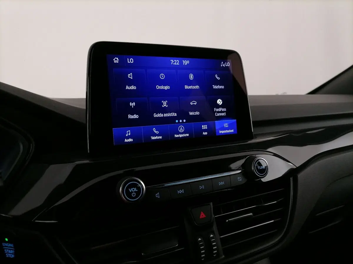 Ford Kuga usata a Roma (18)