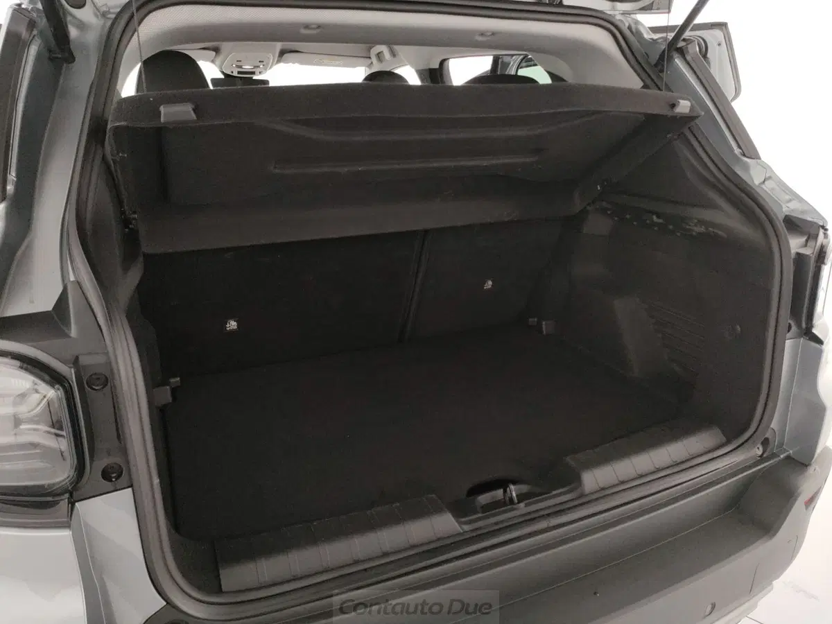 Jeep Avenger usata a Caserta (8)