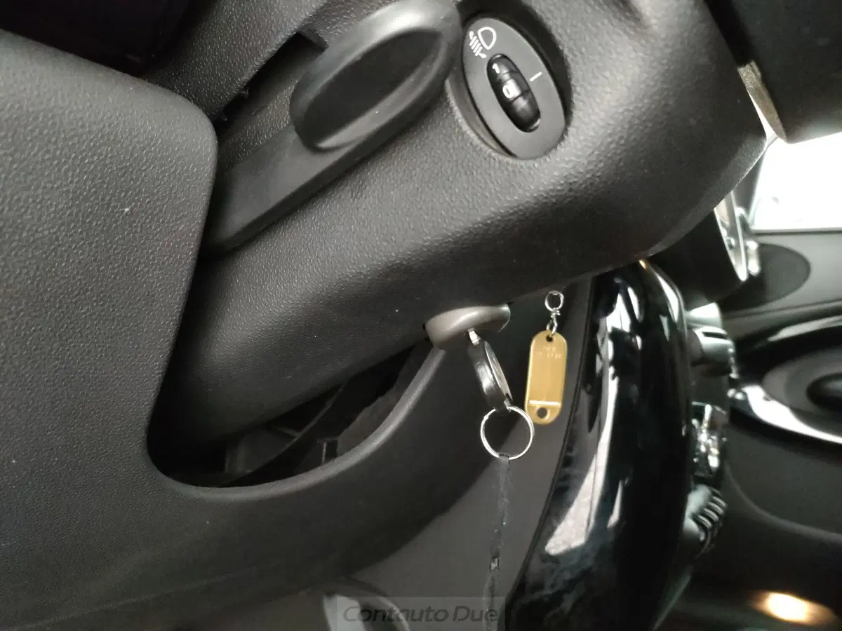 MINI Mini Paceman usata a Caserta (17)