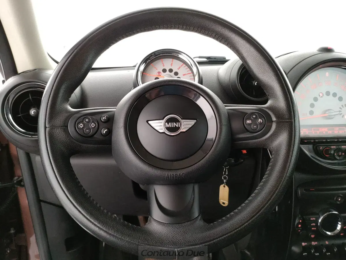 MINI Mini Paceman usata a Caserta (18)