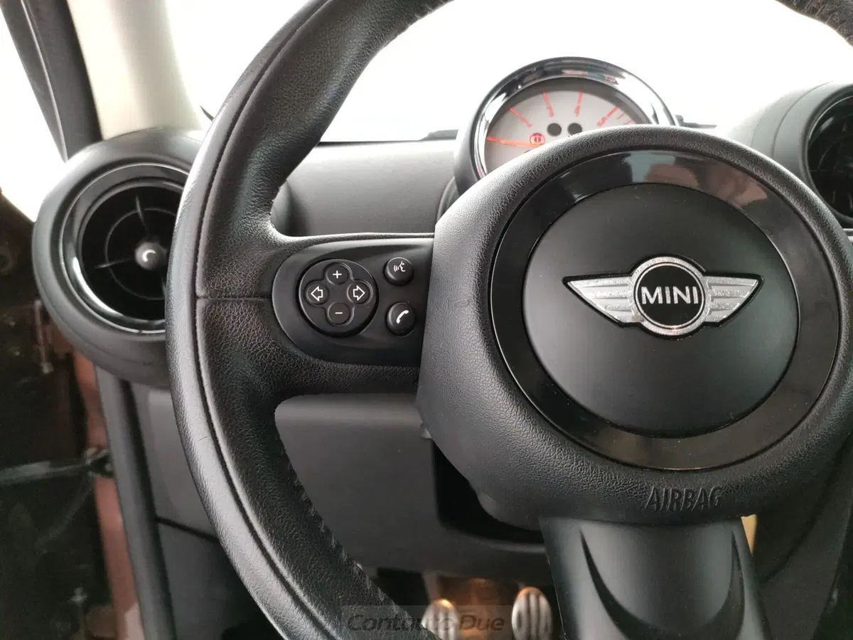 MINI Mini Paceman usata a Caserta (19)