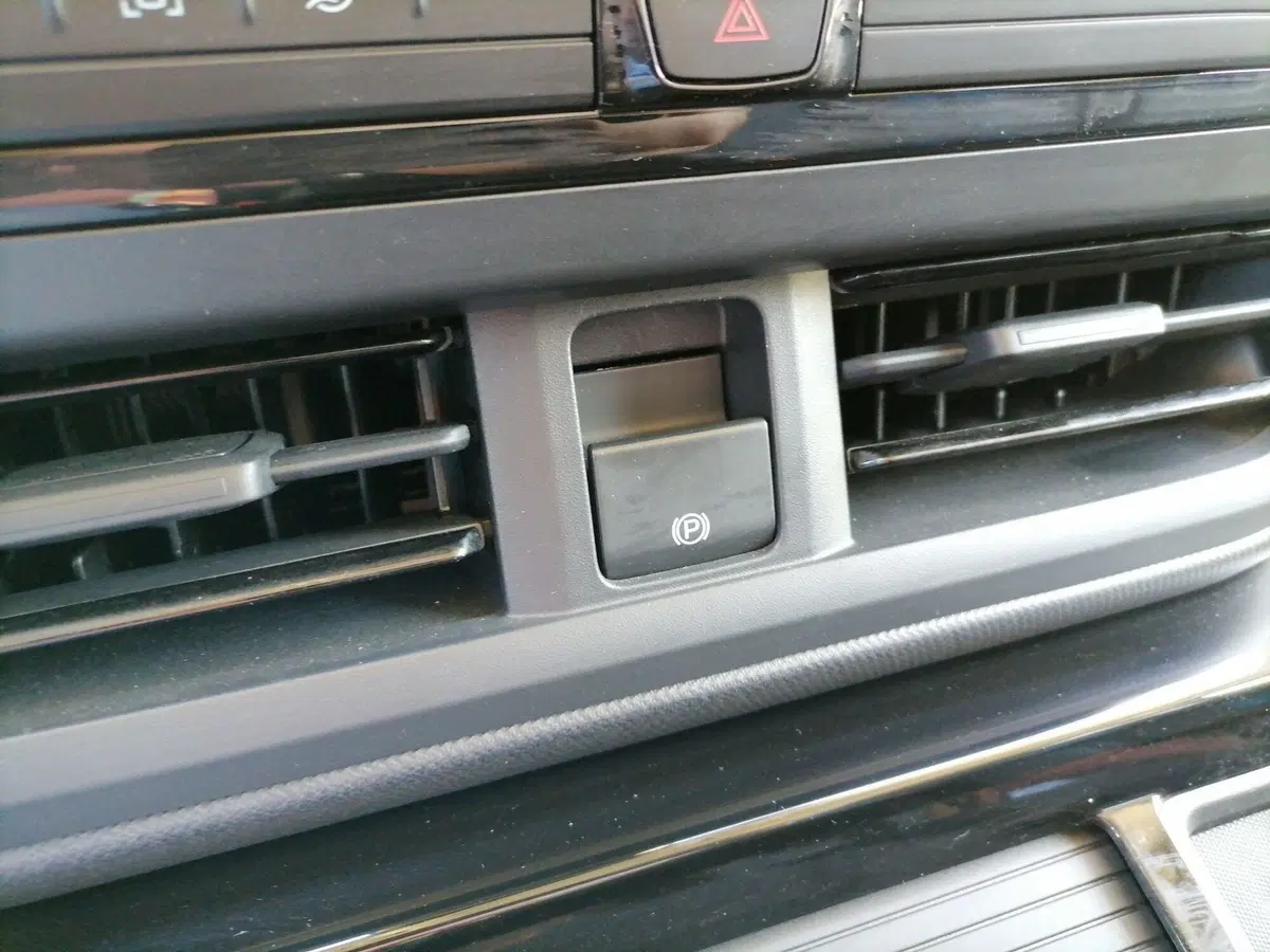 Ford Tourneo Custom usata a Roma (18)