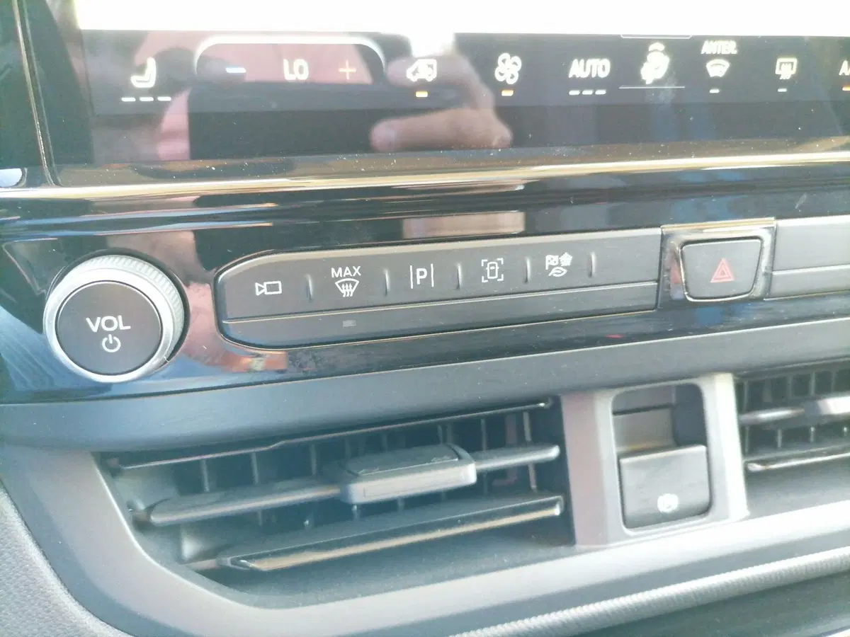 Ford Tourneo Custom usata a Roma (19)