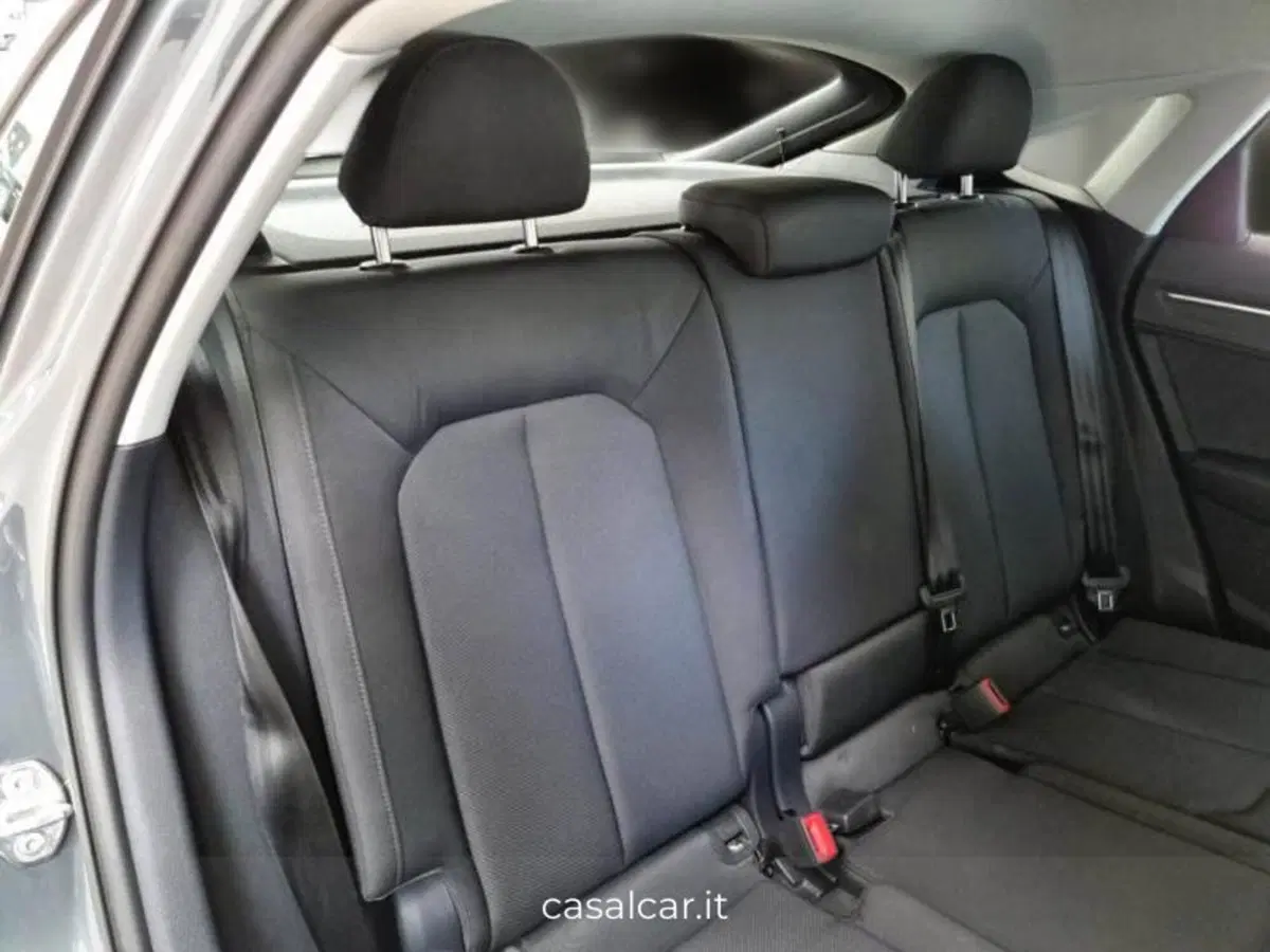 Audi Q3 Sportback usata a Salerno (15)