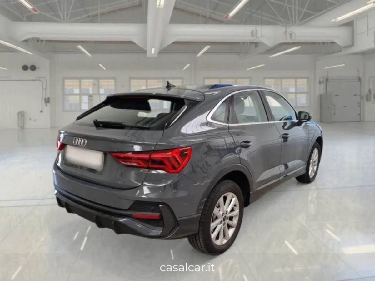 Audi Q3 Sportback usata a Salerno (5)