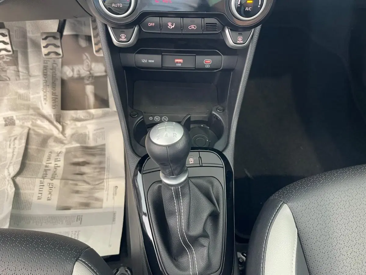 Kia Picanto usata a Napoli (20)