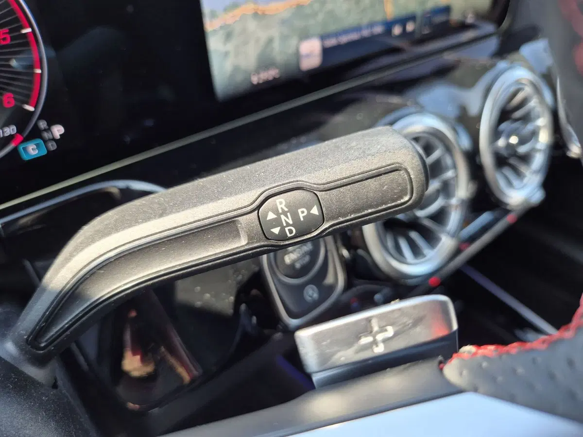 Mercedes-Benz GLA SUV usata  (10)