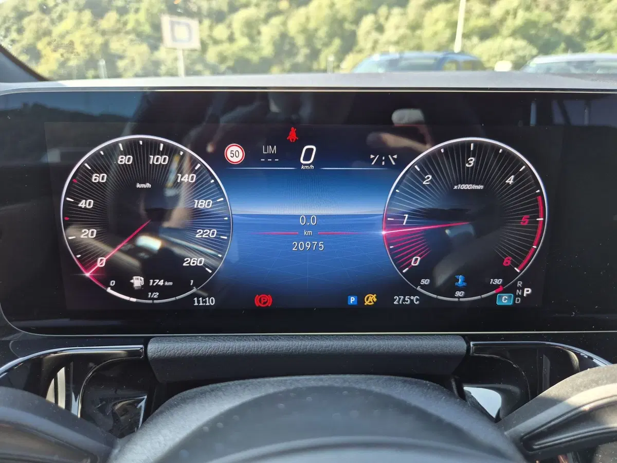 Mercedes-Benz GLA SUV usata  (14)