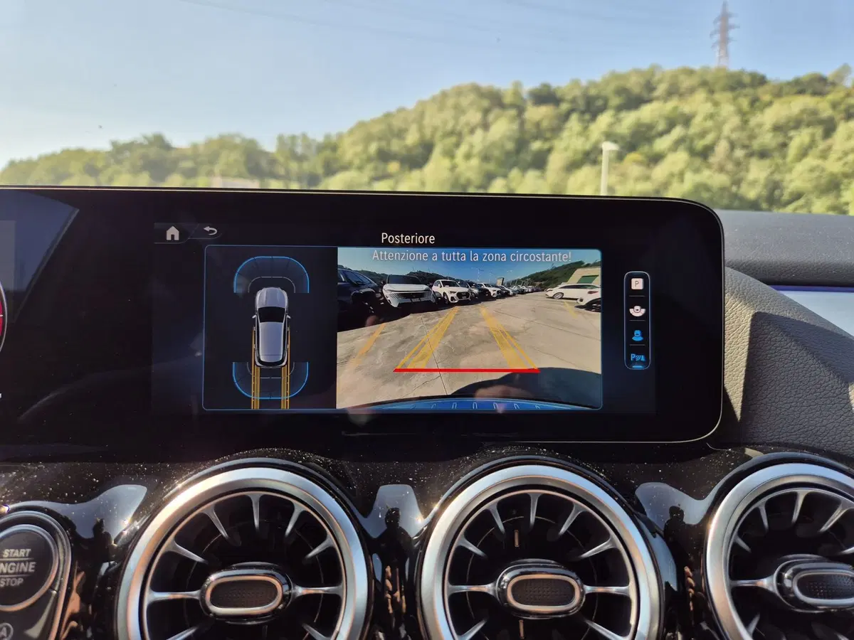 Mercedes-Benz GLA SUV usata  (15)