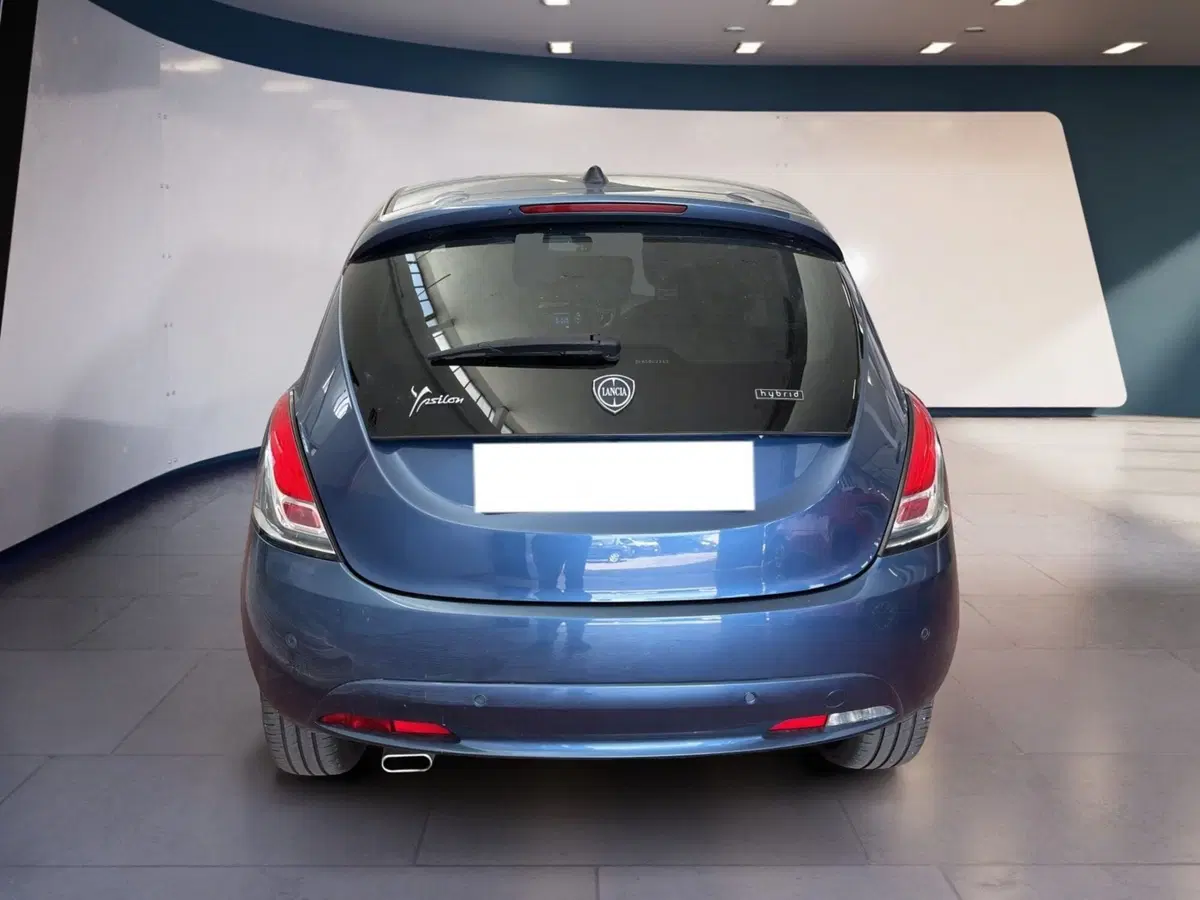Lancia Ypsilon usata a Torino (5)