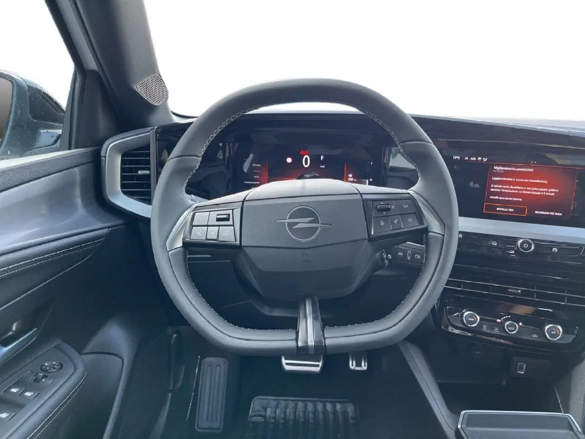 Opel Mokka usata a Torino (12)