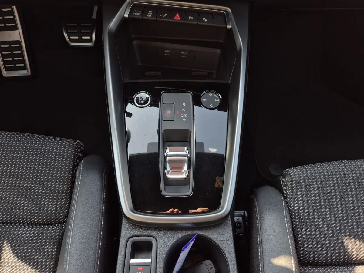 Audi A3 Sportback usata  (10)