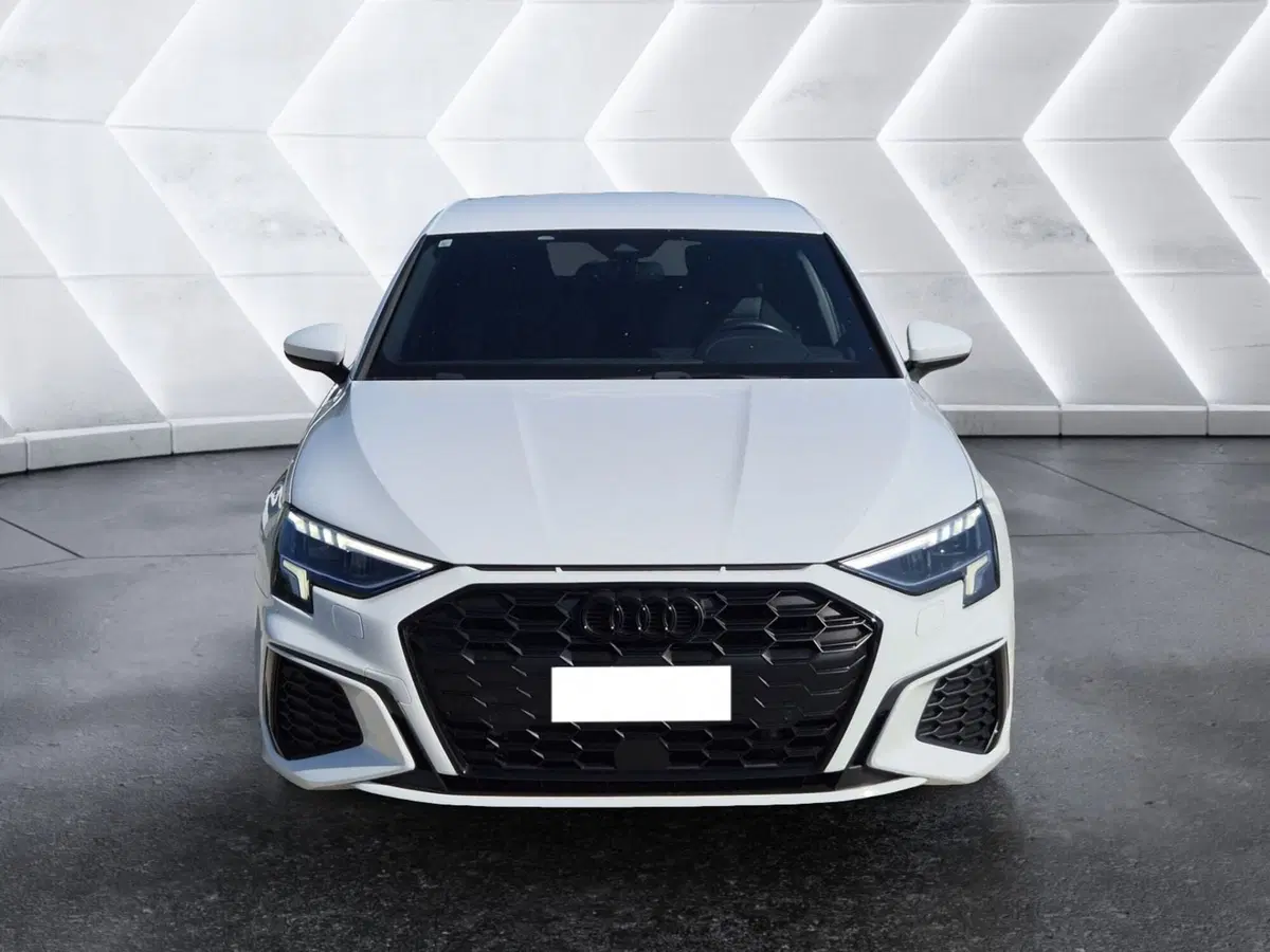 Audi A3 Sportback usata  (2)
