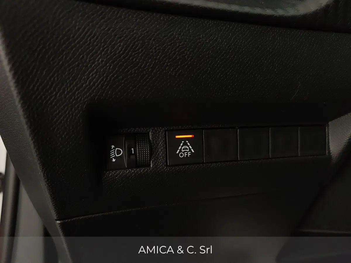 Peugeot 2008 usata a Caserta (19)