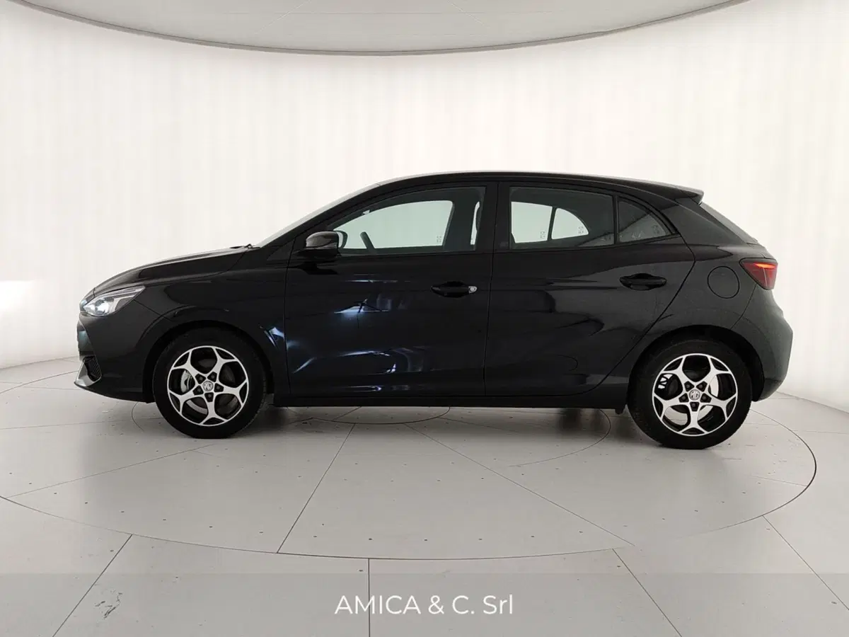 Mg MG3 usata a Caserta (4)