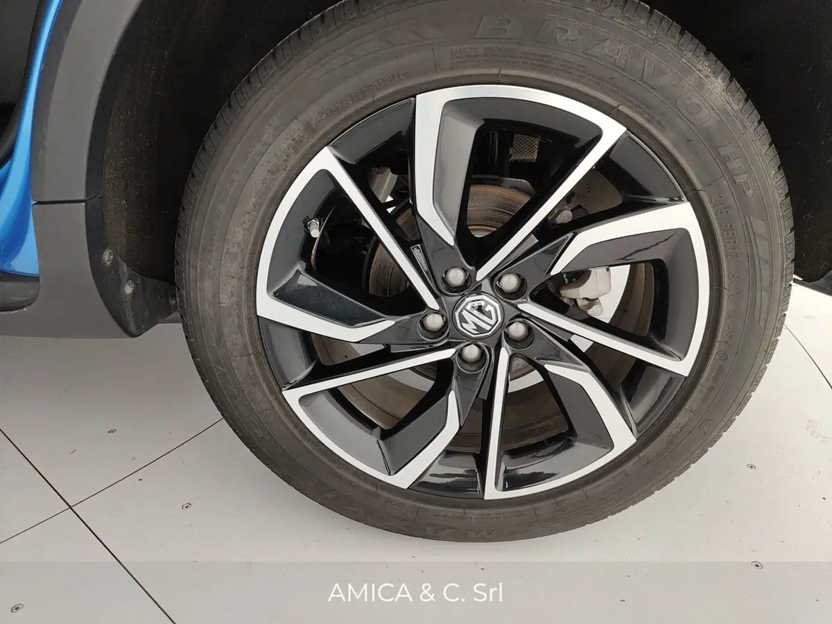Mg ZS usata a Caserta (12)