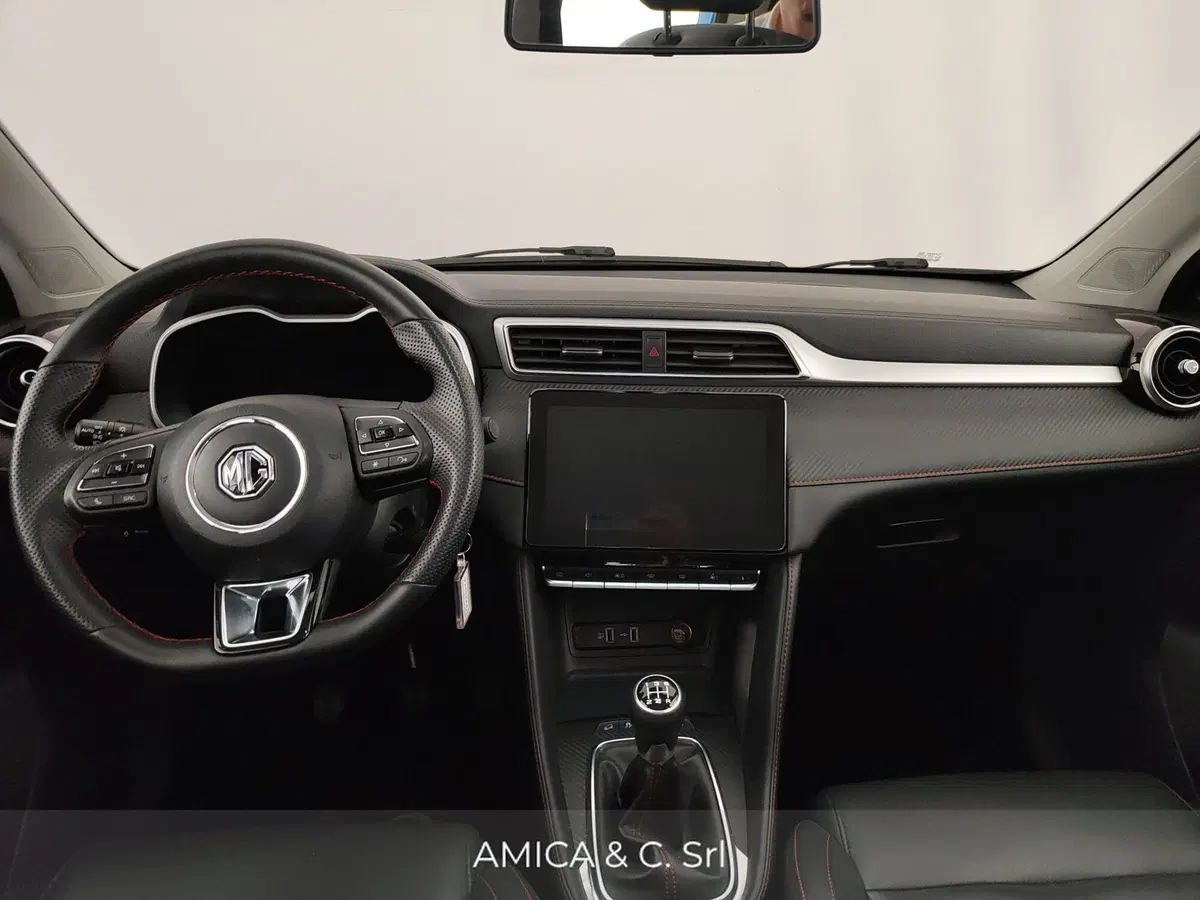 Mg ZS usata a Caserta (15)