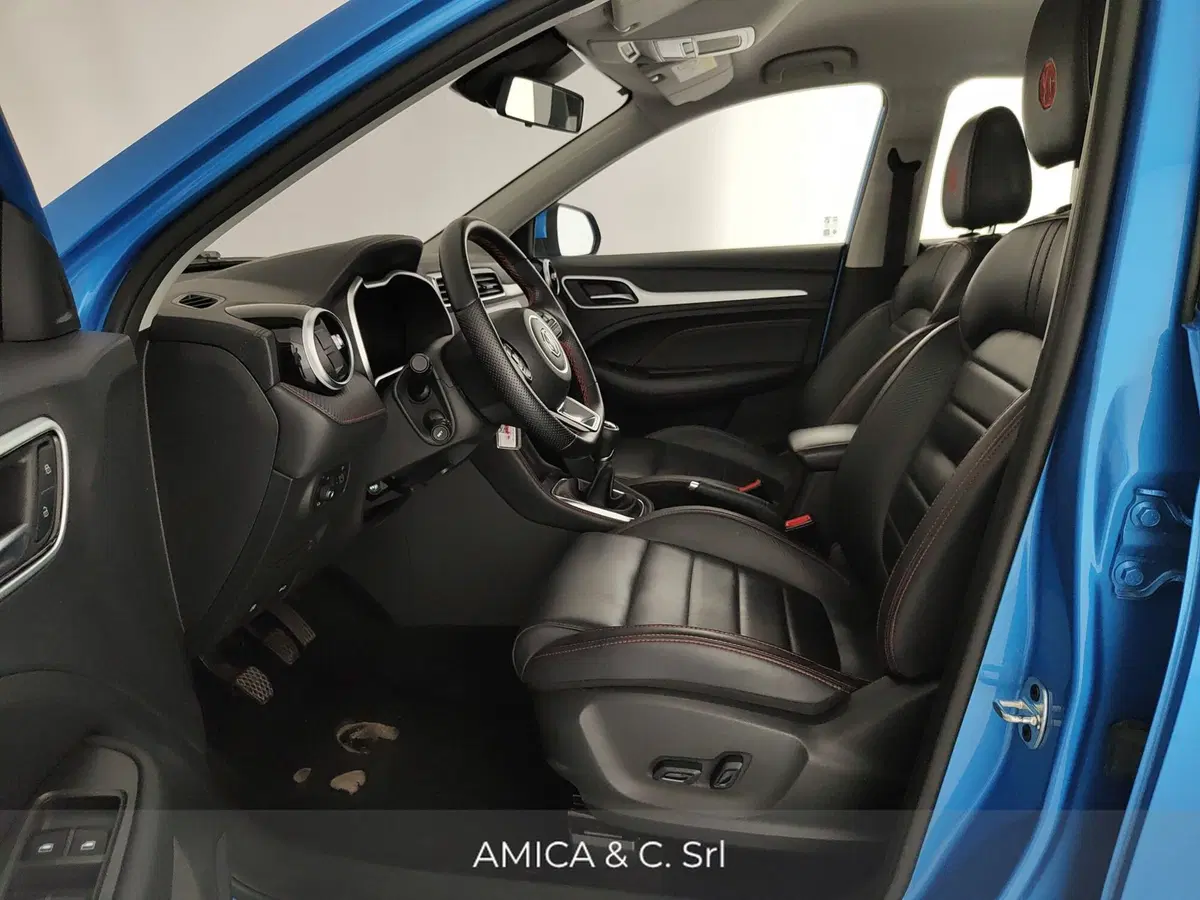 Mg ZS usata a Caserta (18)