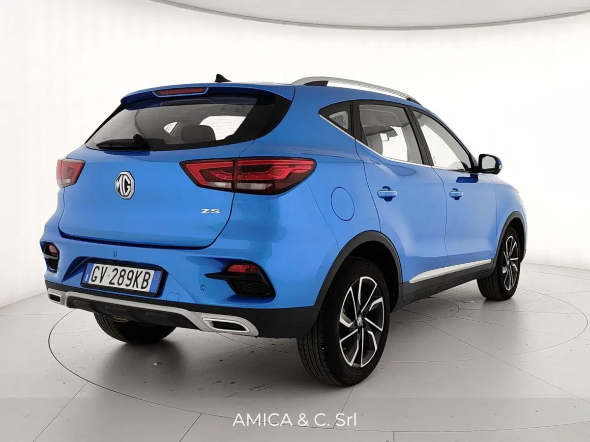 Mg ZS usata a Caserta (7)