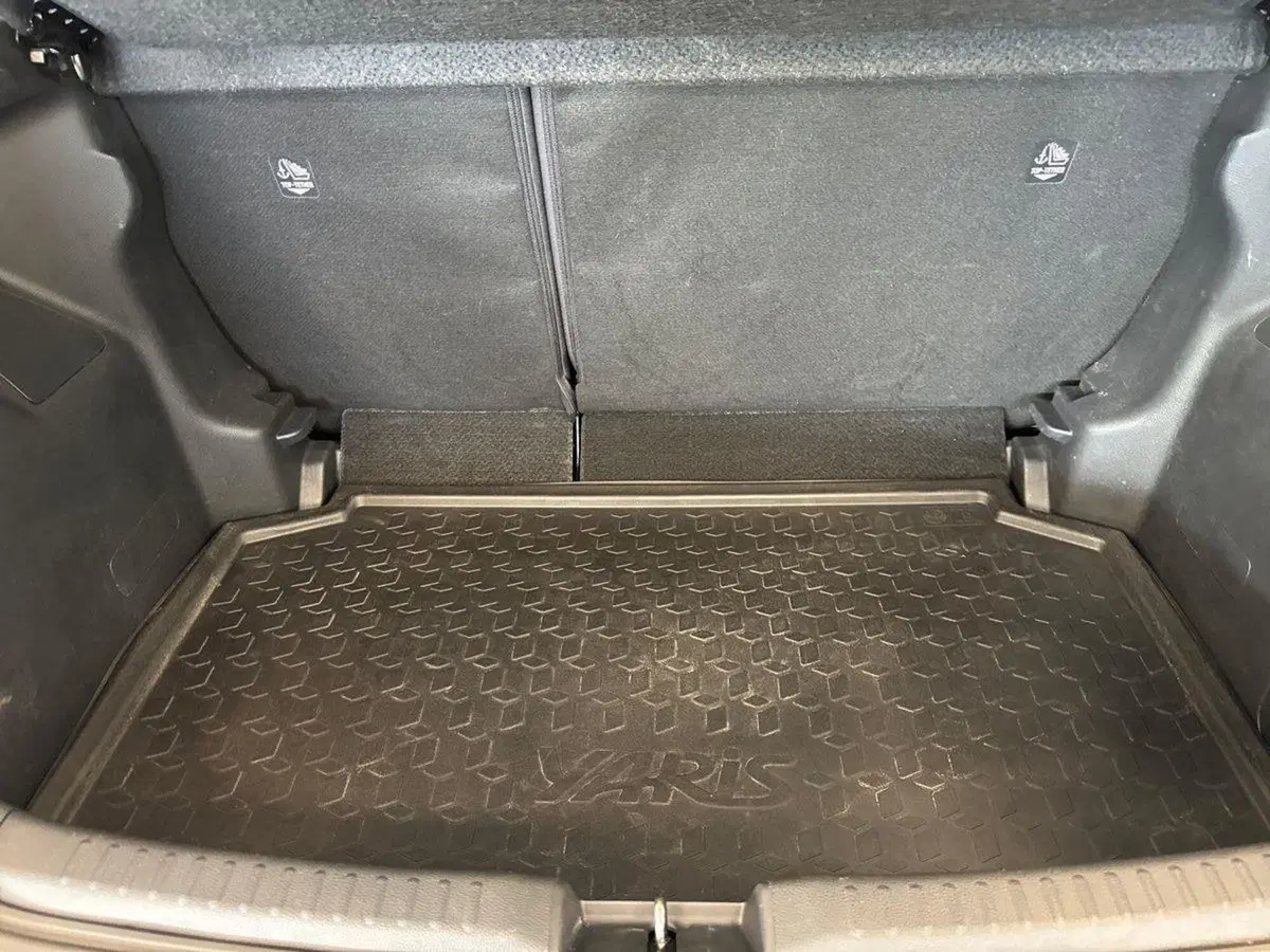 Toyota Yaris usata a Prato (12)
