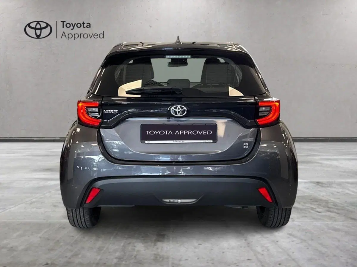 Toyota Yaris usata a Prato (7)