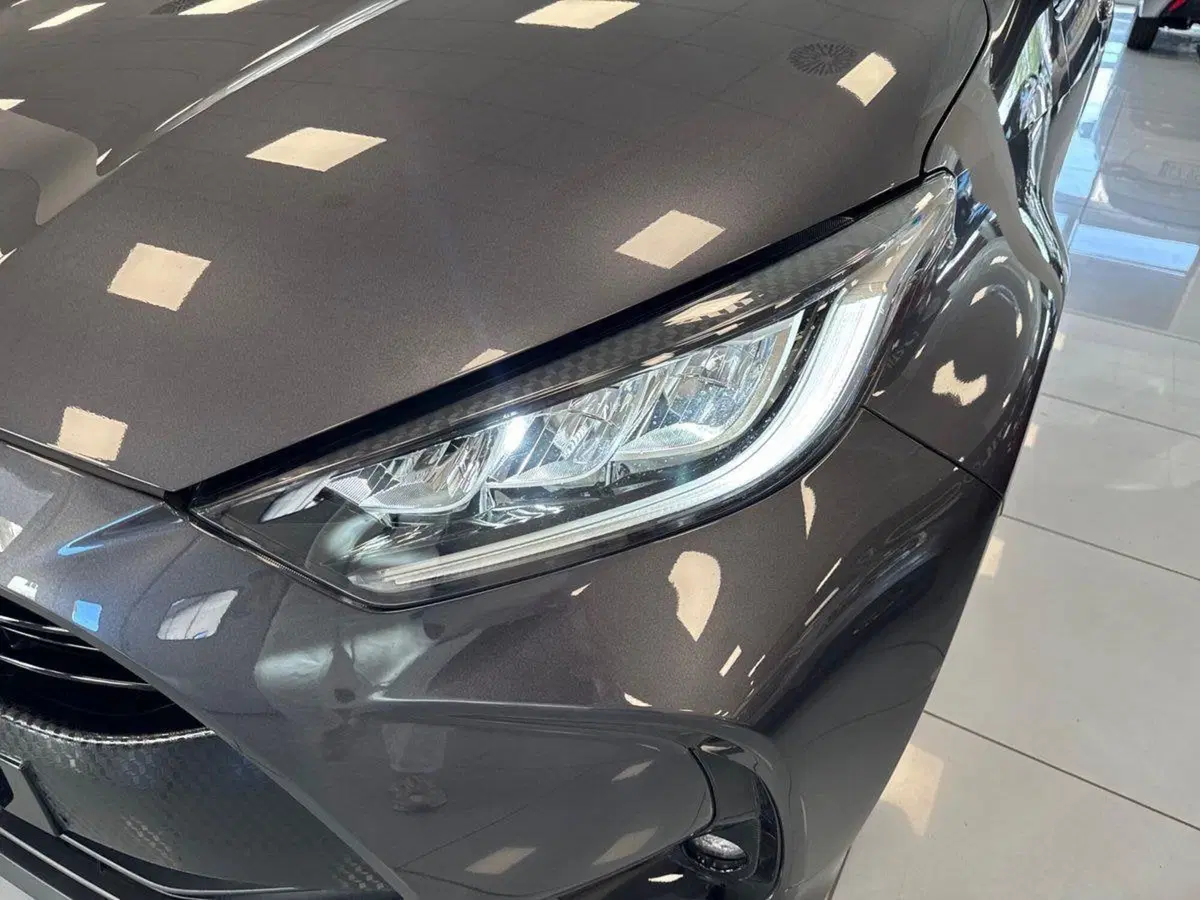 Toyota Yaris usata a Prato (8)