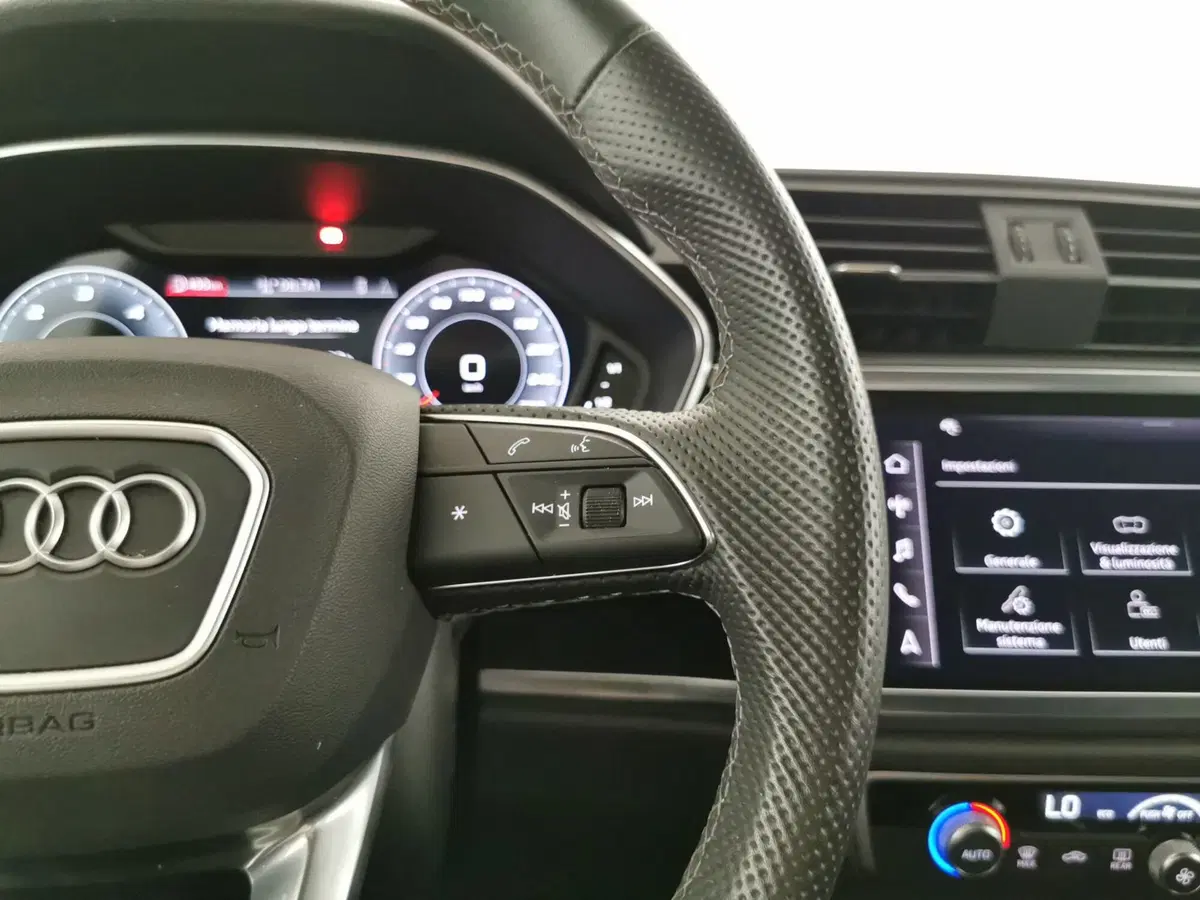 Audi Q3 Sportback usata a Chieti (18)