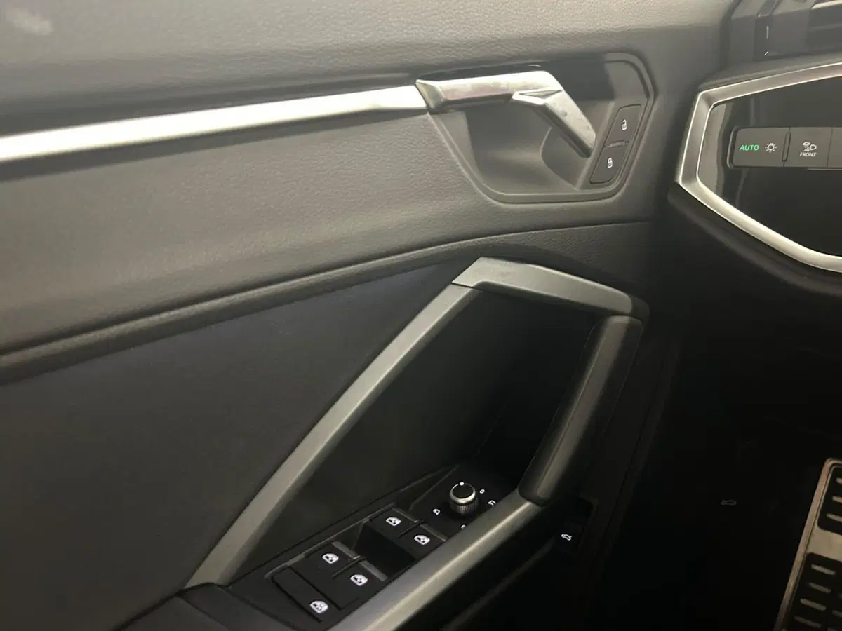 Audi Q3 Sportback usata a Chieti (19)