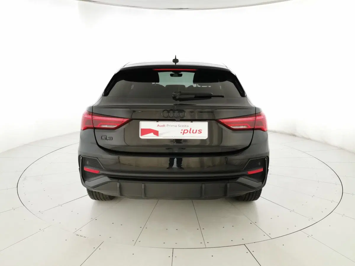 Audi Q3 Sportback usata a Chieti (9)