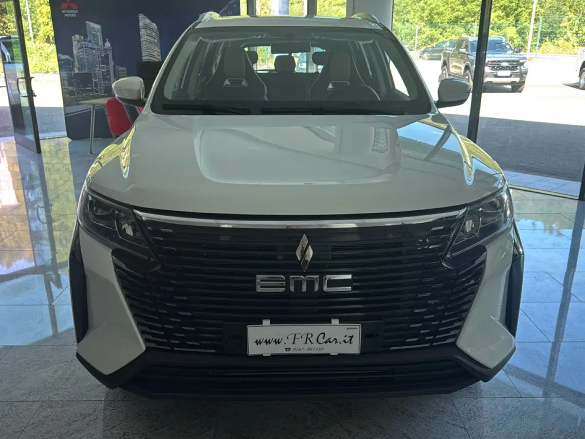 Emc Sette nuova a La Spezia (2)