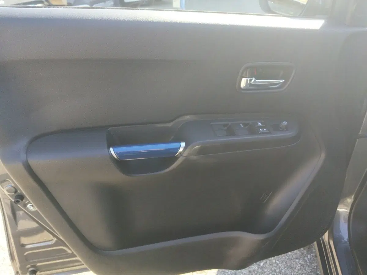 Suzuki Ignis usata a Ravenna (20)